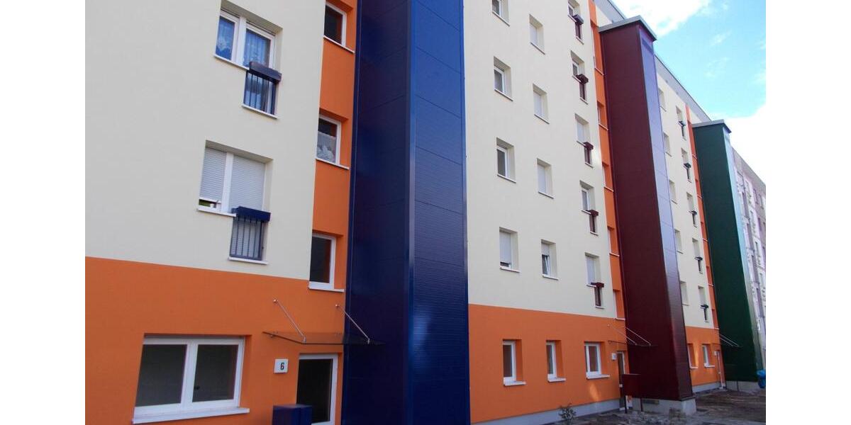 Sanierte 3-Raum Wohnung mit Balkon und Einbauküche 3 zimmer