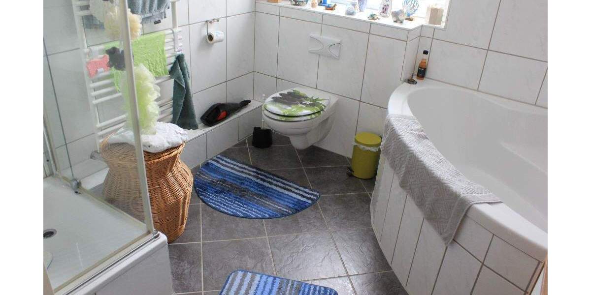 Etagenwohnung Altenburg - 4 Zimmer, 112 m&sup2;, 124.000&euro; | Angebot:25051236