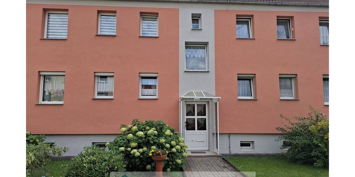 Sehr schöne Eigentumswohnung mit Balkon in Teuchern zu verkaufen 3 zimmer
