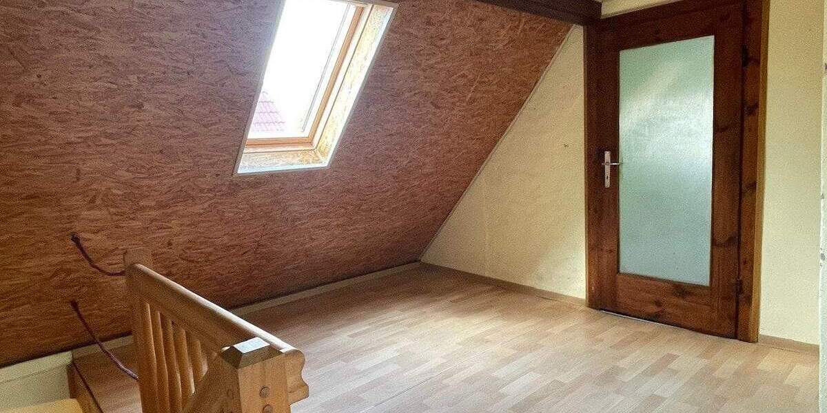 Doppelhaushälfte Droyßig - 4 Zimmer, 100 m&sup2;, 125.000&euro; | Angebot:25689985