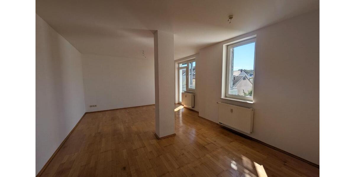 Etagenwohnung Gera Alt-Bieblach - 2 Zimmer, 66 m&sup2;, 420&euro; | Angebot:26631154