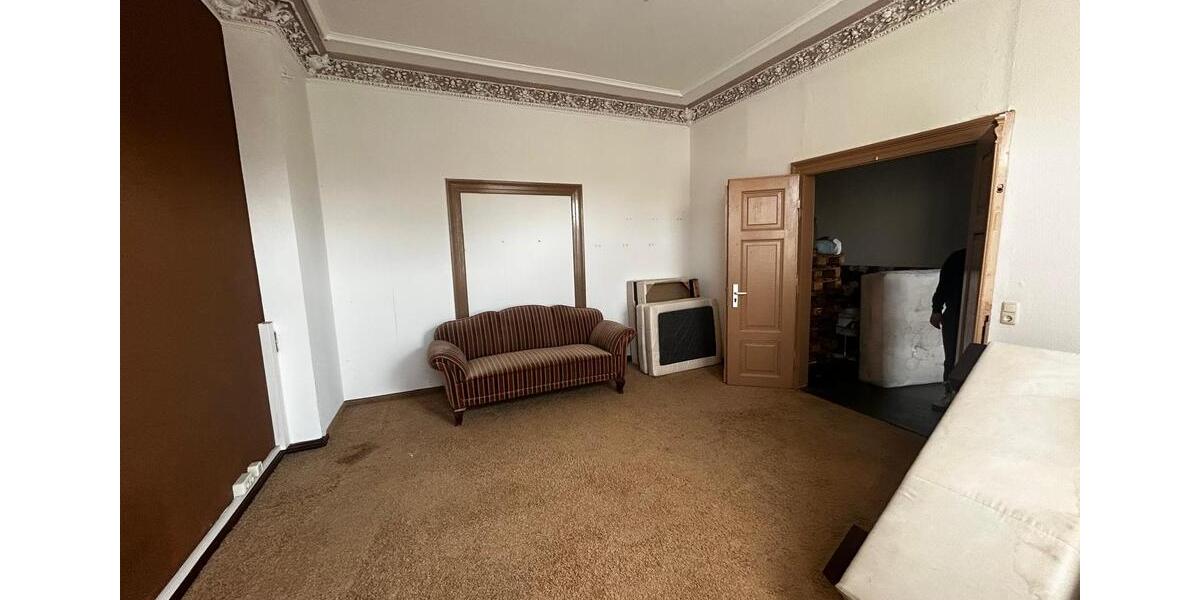 Hochparterre Crimmitschau - 2 Zimmer, 72 m&sup2;, 400&euro; | Angebot:26001984