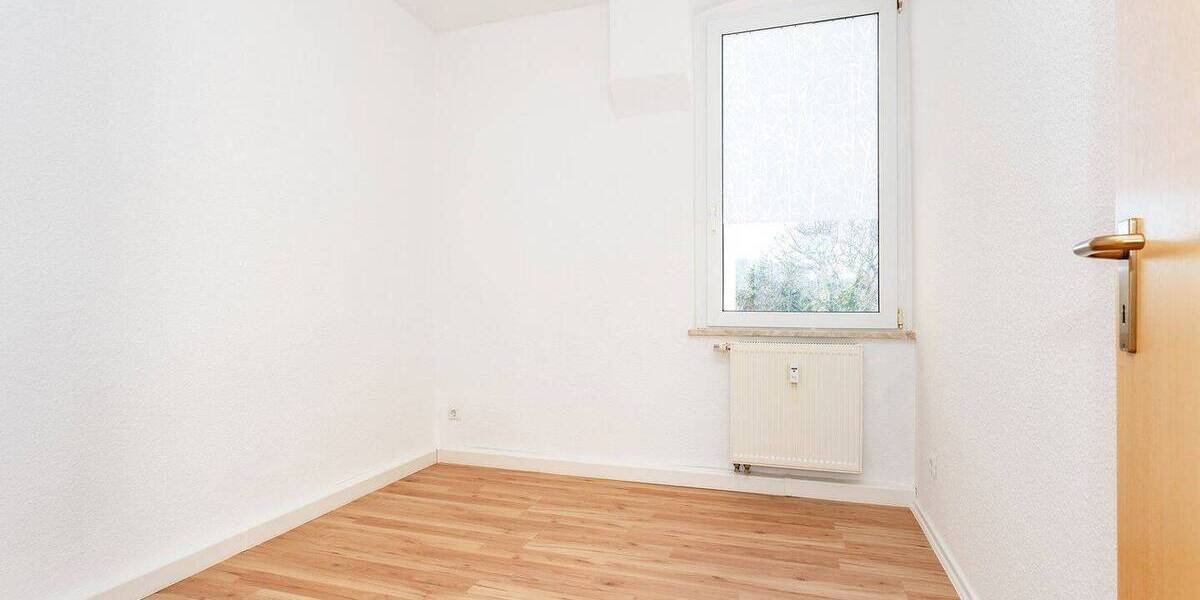 Etagenwohnung Gera Zwötzen - 2 Zimmer, 49 m&sup2;, 325&euro; | Angebot:26814654