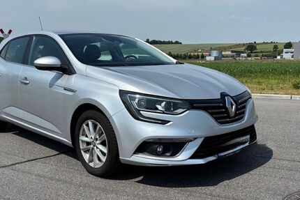 Renault Megane 66.000 km 10.666 € Meerane 08393