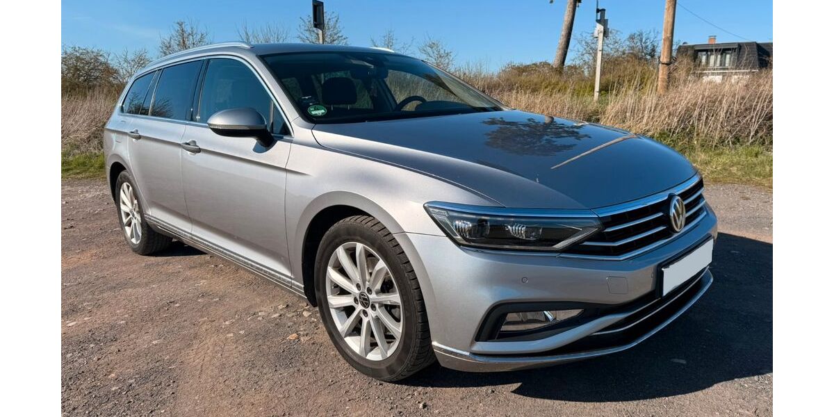 VW Passat 87.800 km 21.500 &euro; Triptis 07819