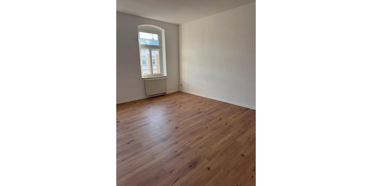 Etagenwohnung Gera Alt-Bieblach - 4 Zimmer, 100 m&sup2;, 646&euro; | Angebot:25995884