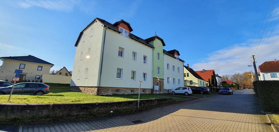 Erdgeschoßwohnung Bad Klosterlausnitz - 2 Zimmer, 64 m&sup2;, 416&euro; | Angebot:25944543