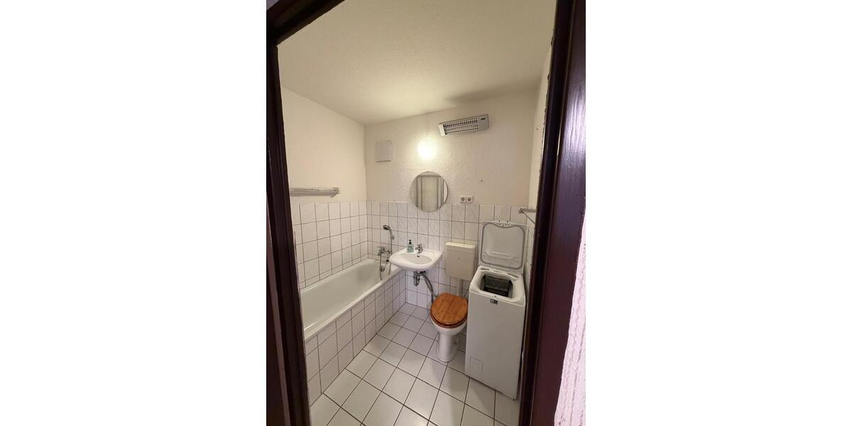 Etagenwohnung Gera Lusan - 2 Zimmer, 52 m&sup2;, 380&euro; | Angebot:26264963