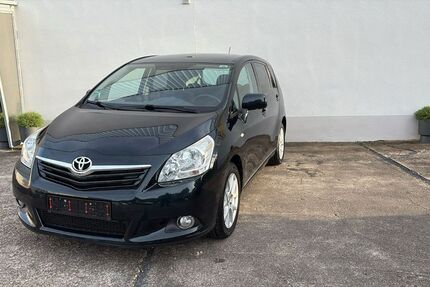 Toyota Verso 142.609 km 7.500 € Gera 07546
