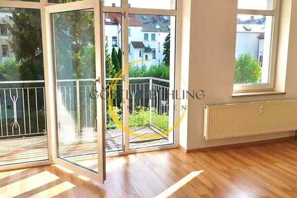 RESERVIERT - Zwei Eigentumswohnungen mit Balkonen im guten Zustand in guter Lage Geras 4 zimmer