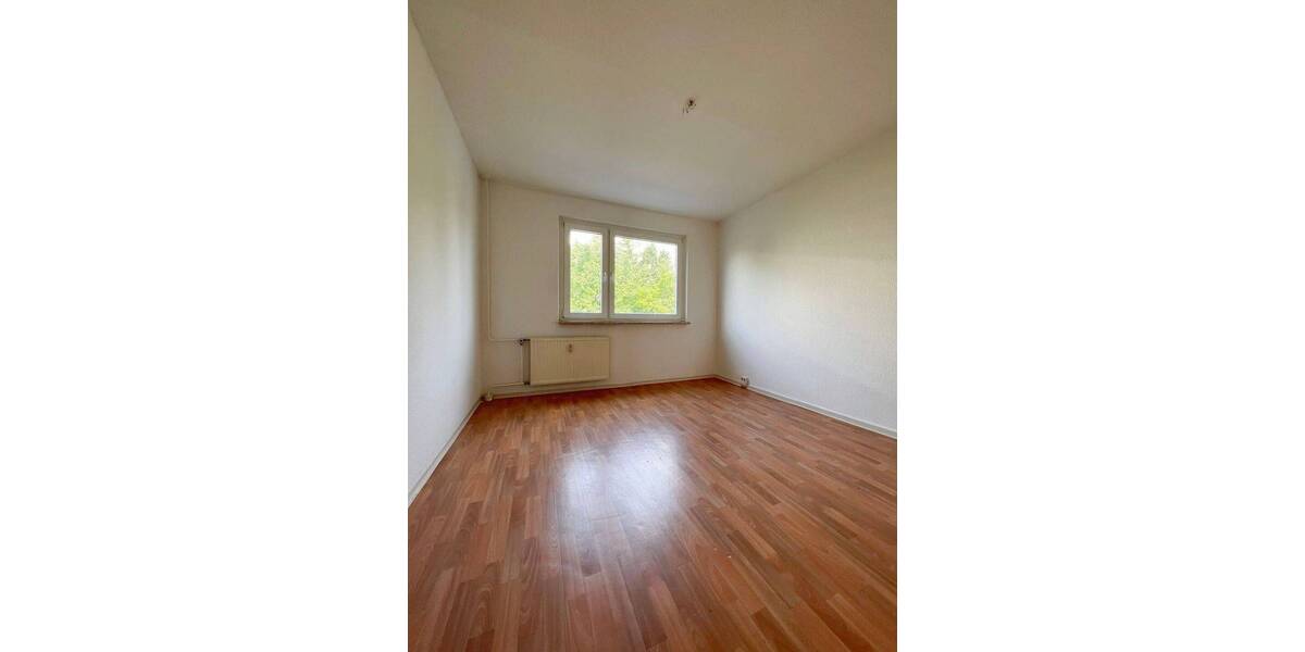 Etagenwohnung Gera Lusan - 2 Zimmer, 54 m&sup2;, 290&euro; | Angebot:26798024