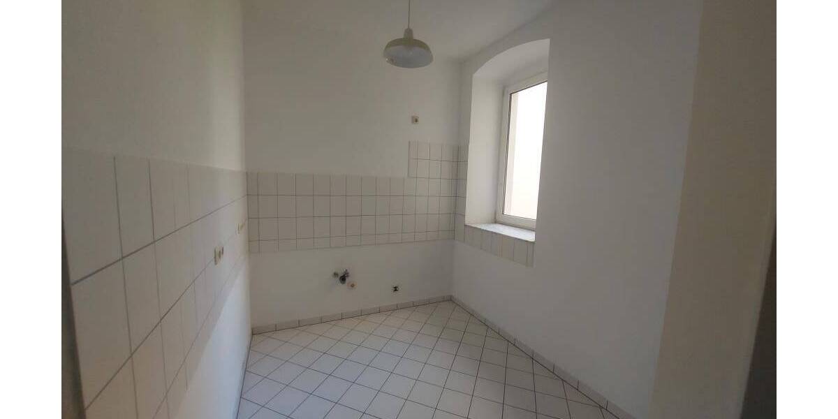 Etagenwohnung Gera Innenstadt - 2 Zimmer, 47 m&sup2;, 310&euro; | Angebot:26858646