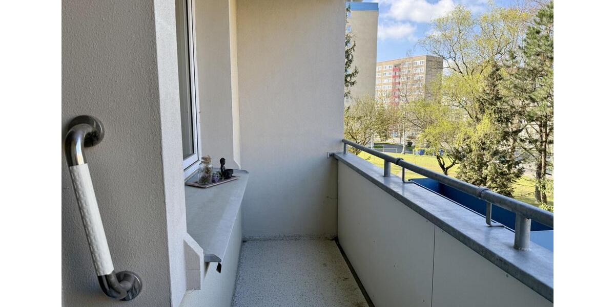 Etagenwohnung Gera Alt-Bieblach - 2 Zimmer, 50 m&sup2;, 389&euro; | Angebot:25854936