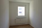Etagenwohnung Crimmitschau - 4 Zimmer, 87 m&sup2;, 589&euro; | Angebot:19635396