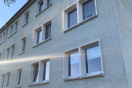 Wohnung Rositz - 3 Zimmer, 57 m&sup2;, 285&euro; | Angebot:26364707