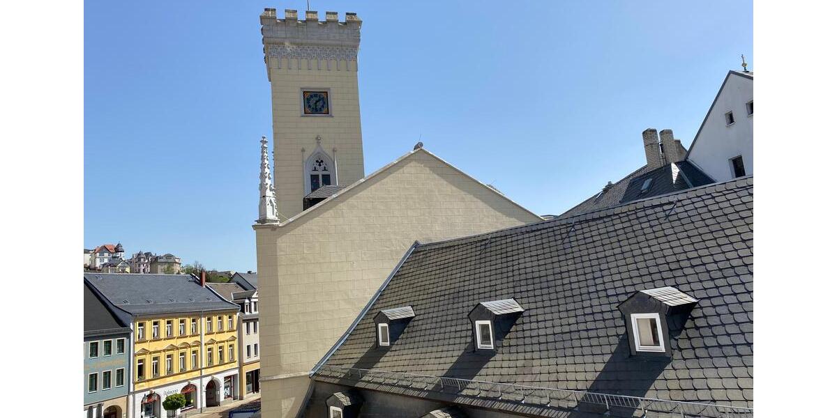 Dachgeschoßwohnung Greiz - 4 Zimmer, 152 m&sup2;, 836&euro; | Angebot:26462524
