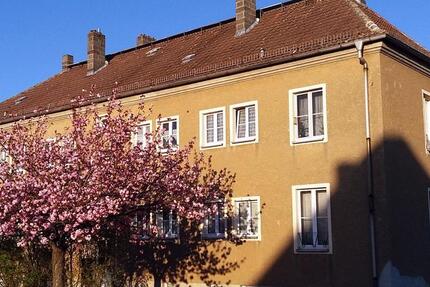 Wohnung Hermsdorf - 4 Zimmer, 82 m&sup2;, 120.000&euro; | Angebot:27661438