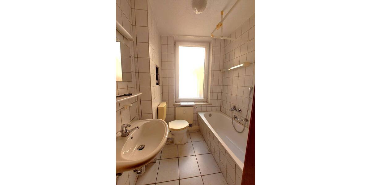 Etagenwohnung Gera Zwötzen - 2 Zimmer, 40 m&sup2;, 36.000&euro; | Angebot:25661161