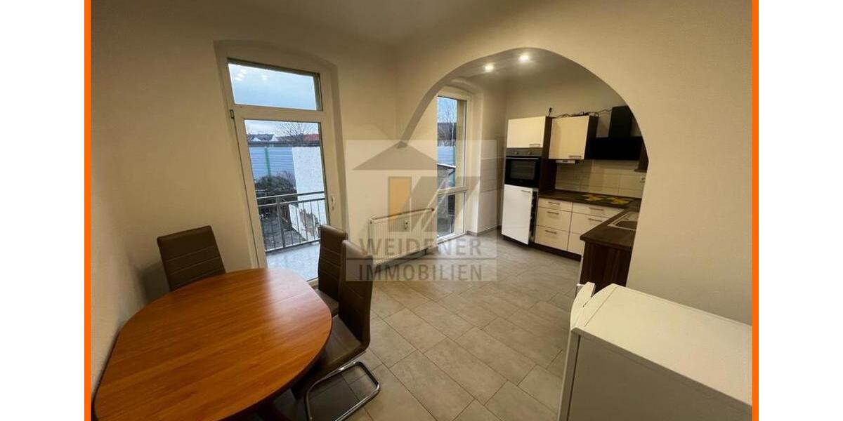 Sanierte 4-Raum-Wohnung mit Balkon und Einbauküche! 4 zimmer