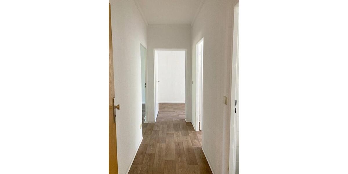 Etagenwohnung Hermsdorf - 3 Zimmer, 60 m&sup2;, 350&euro; | Angebot:25543306
