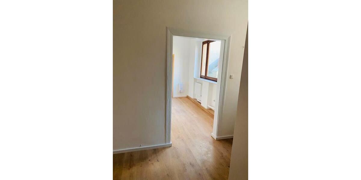 Etagenwohnung Meerane - 2 Zimmer, 58 m&sup2;, 319&euro; | Angebot:25376877