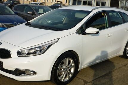 Kia ceed Sportswagon 179.000 km 5.300 &euro; Gera 07548
