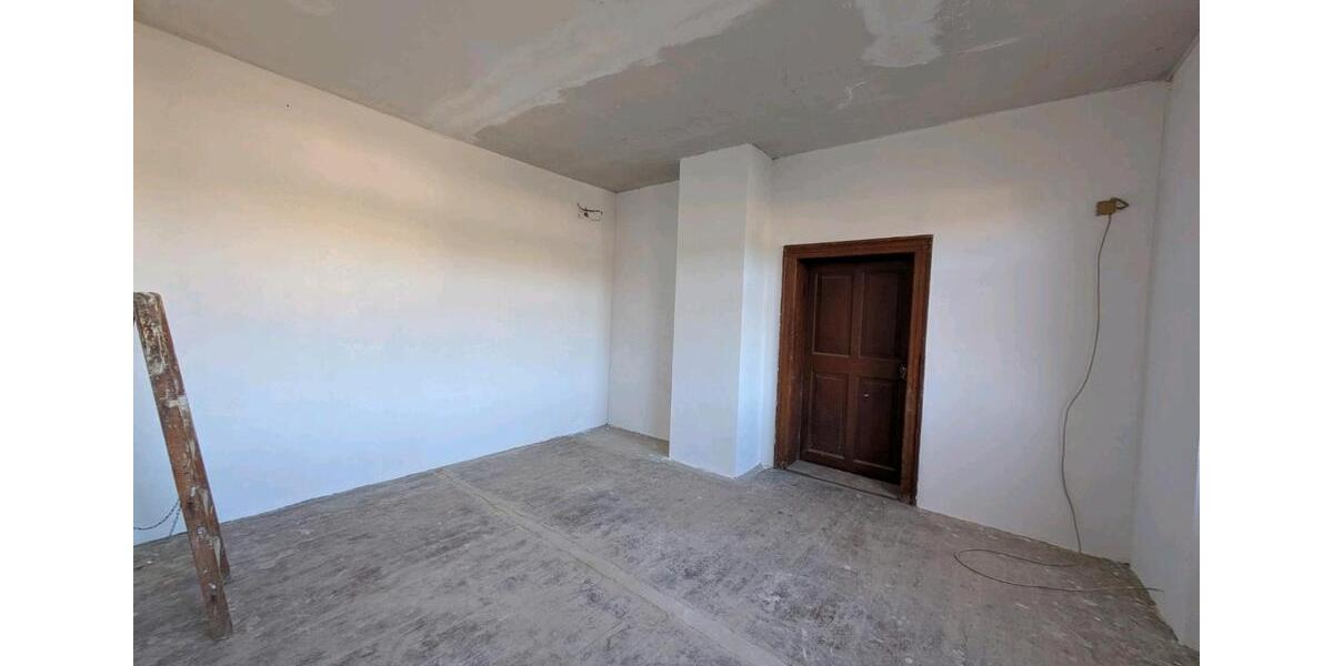 Einfamilienhaus Greiz - 6 Zimmer, 180 m&sup2;, 79.000&euro; | Angebot:22641100