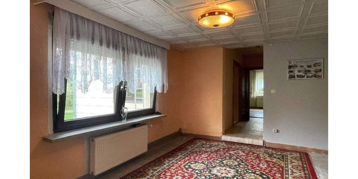 Doppelhaushälfte Droyßig - 4 Zimmer, 100 m&sup2;, 125.000&euro; | Angebot:25689985