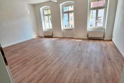 Wohnung Gera Debschwitz - 3 Zimmer, 93 m&sup2;, 805&euro; | Angebot:26610365