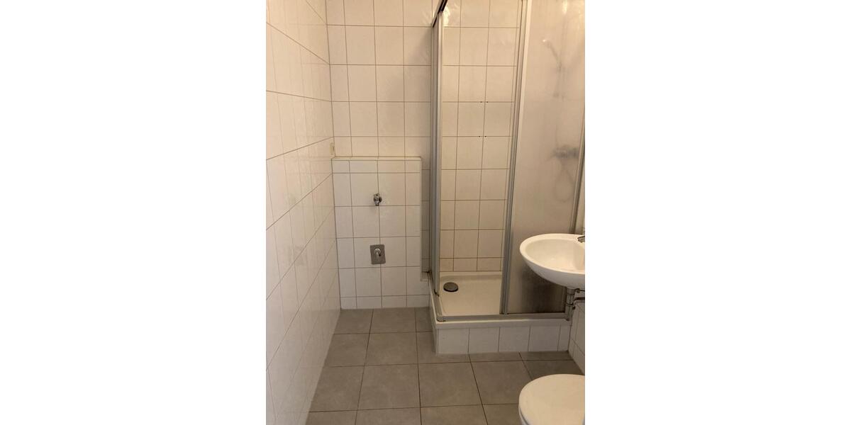 Etagenwohnung Gera Lusan - 1 Zimmer, 36 m&sup2;, 225&euro; | Angebot:25991846
