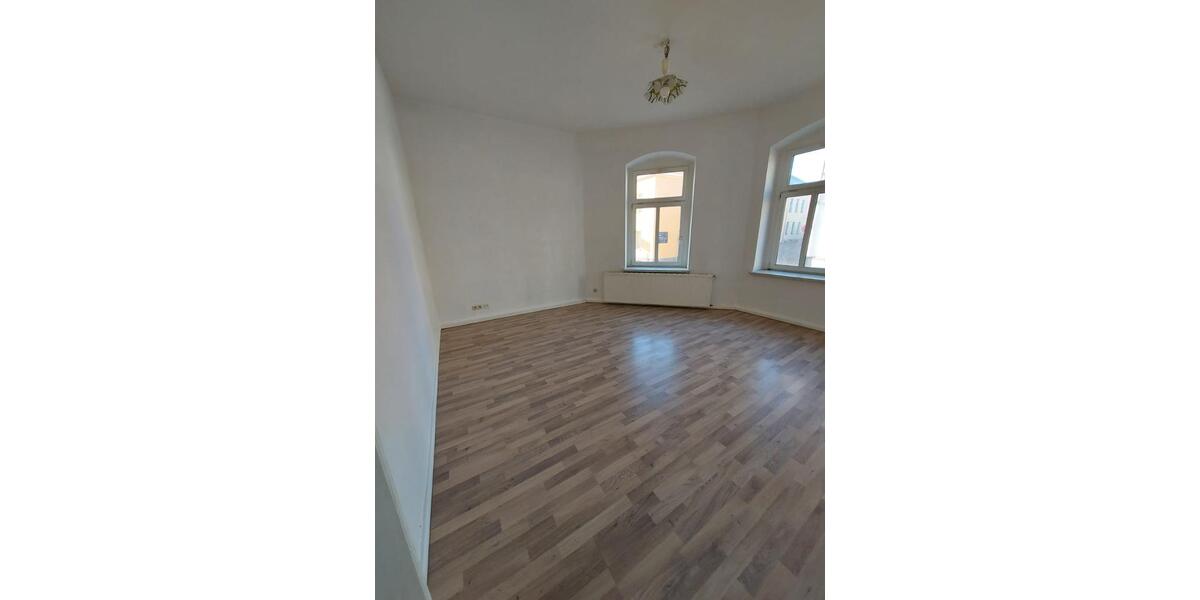 Erdgeschoßwohnung Werdau - 2.5 Zimmer, 56 m&sup2;, 299&euro; | Angebot:26262694