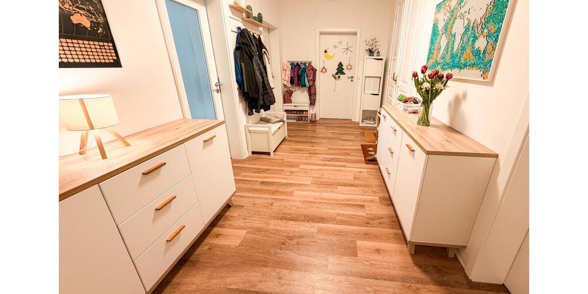 Etagenwohnung Gera Debschwitz - 4 Zimmer, 103 m&sup2;, 925&euro; | Angebot:26223228