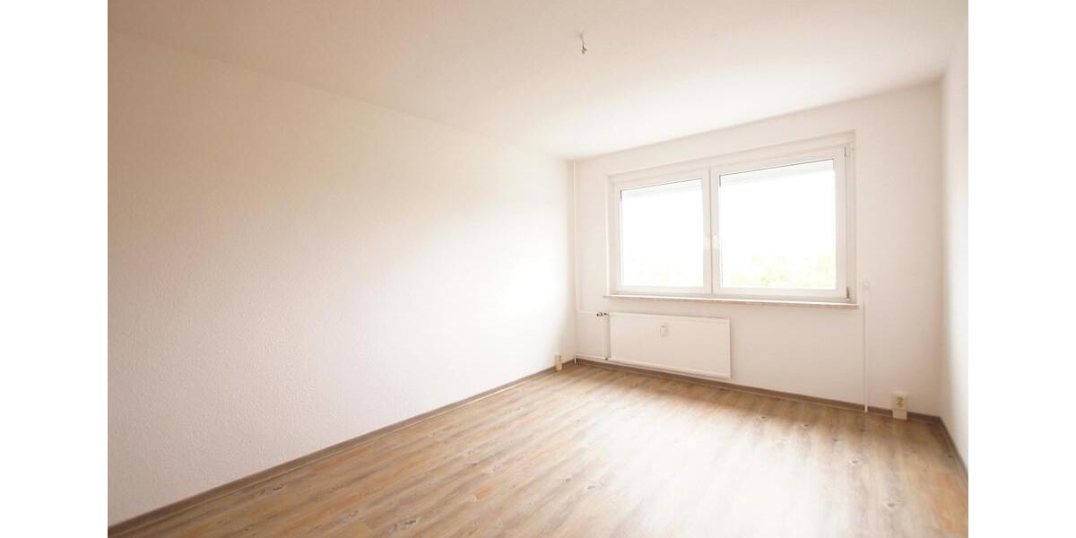 Etagenwohnung Triptis - 4 Zimmer, 69 m&sup2;, 415&euro; | Angebot:26179984