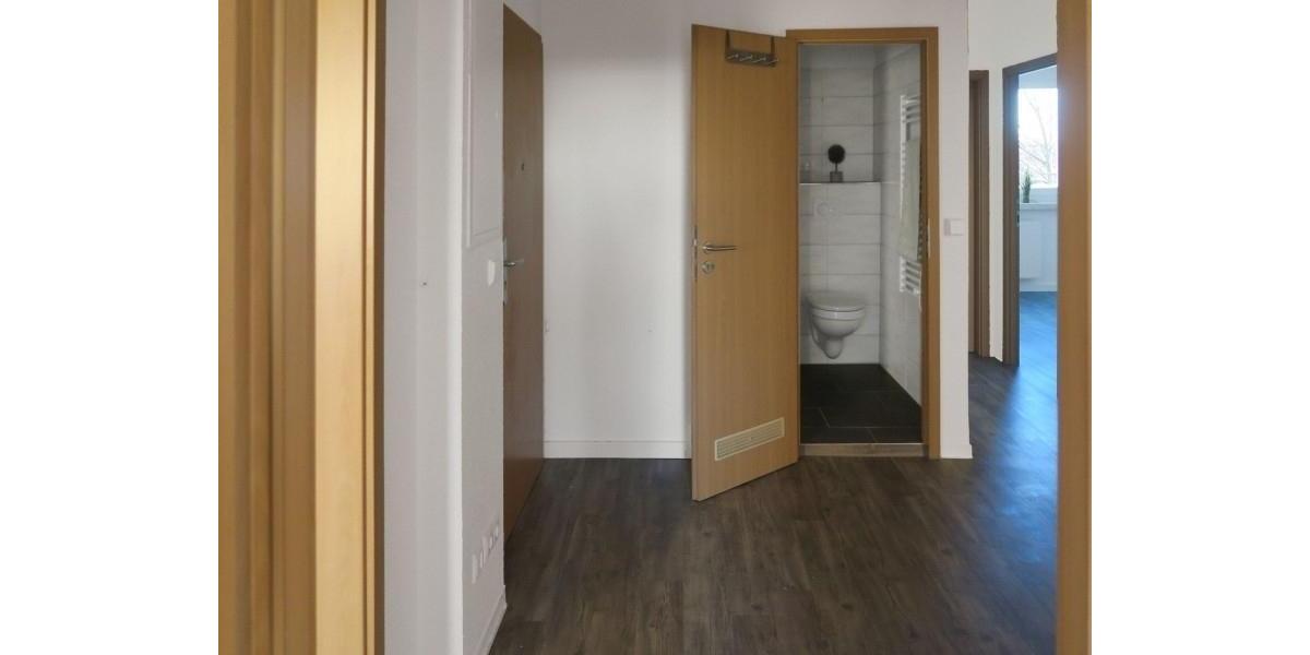 Erdgeschoßwohnung Gera Bieblach-Ost - 3 Zimmer, 70 m&sup2;, 428&euro; | Angebot:26049103