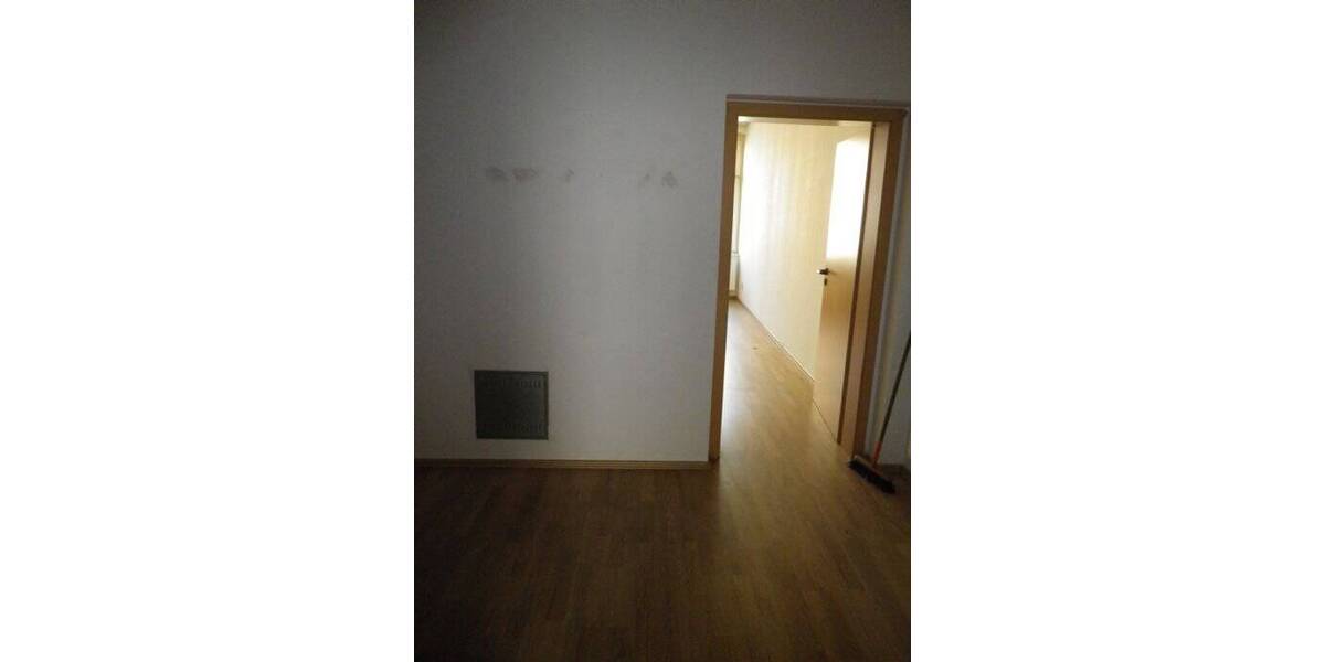 Etagenwohnung Altenburg - 2 Zimmer, 60 m&sup2;, 412&euro; | Angebot:25727995