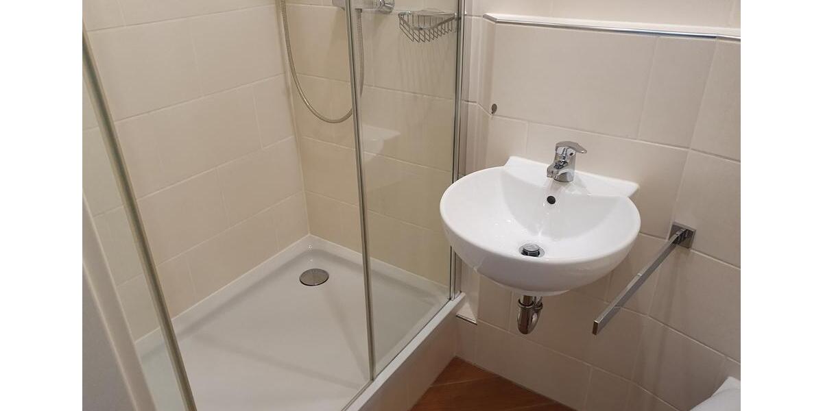 Etagenwohnung Gera Debschwitz - 2 Zimmer, 46 m&sup2;, 260&euro; | Angebot:26638954