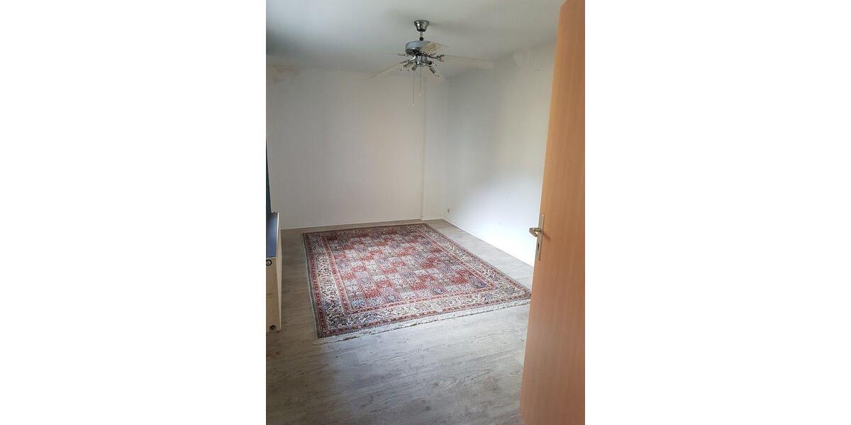 Einfamilienhaus Crimmitschau - 7 Zimmer, 140 m&sup2;, 58.000&euro; | Angebot:26618715