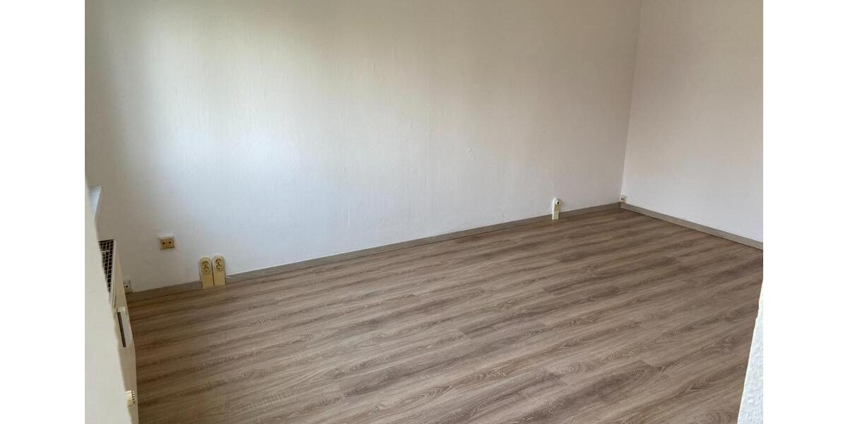 Etagenwohnung Altenburg - 4 Zimmer, 107 m&sup2;, 55.000&euro; | Angebot:23848306
