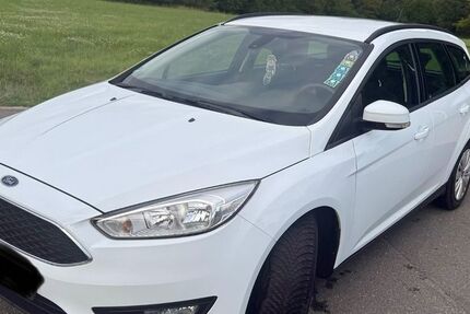 Ford Focus 137.700 km 5.800 &euro; Gera 07545