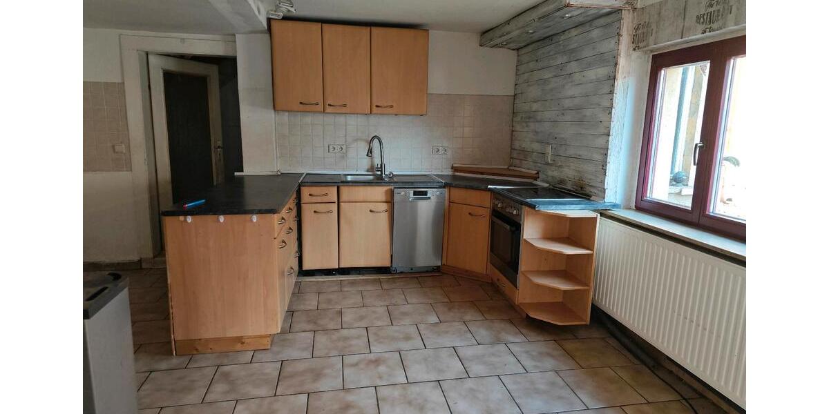 Maisonettenwohnung Kraftsdorf - 4 Zimmer, 130 m&sup2;, 1.200&euro; | Angebot:25136991