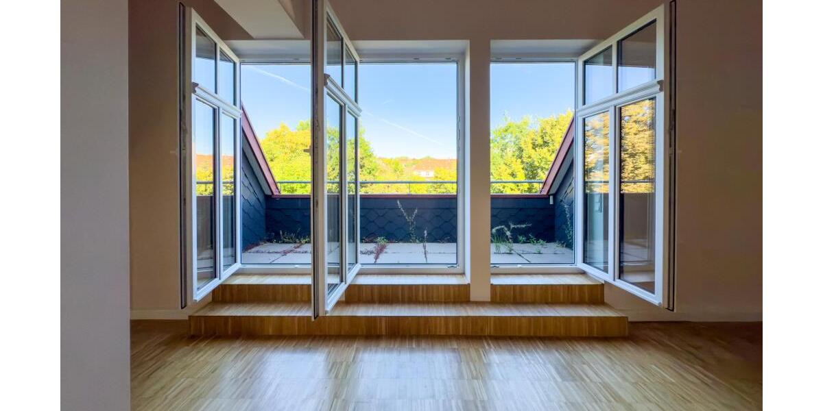 Wohnen mal anders! Imposante Dachgeschosswohnung mit Balkon und Aufzug! - Etagenwohnung Gera | Angebot:26131791