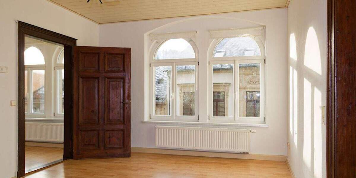 Etagenwohnung Greiz Irchwitz - 2 Zimmer, 72 m&sup2;, 432&euro; | Angebot:25210330