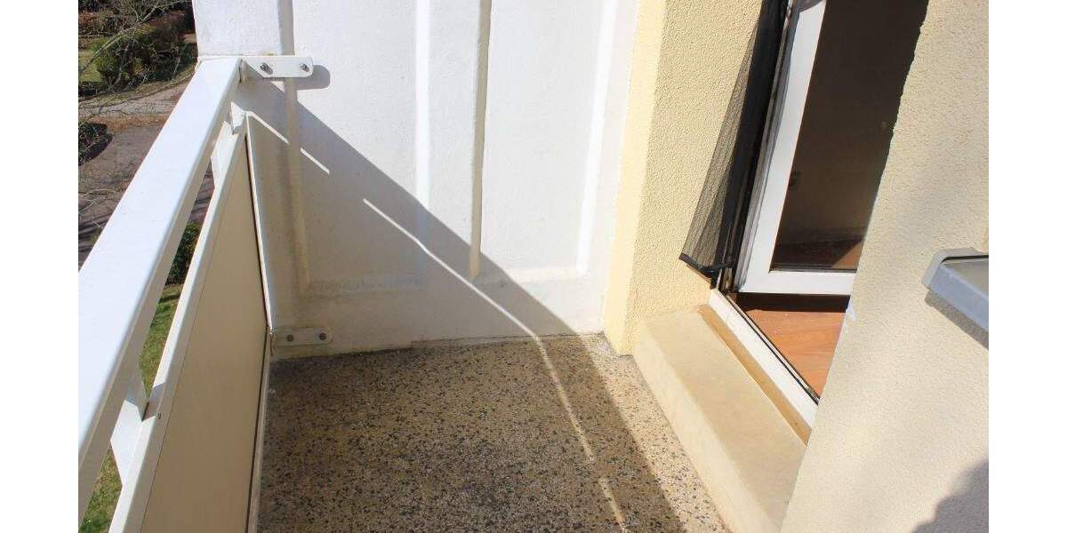 Etagenwohnung Altenburg - 3 Zimmer, 59 m&sup2;, 360&euro; | Angebot:25915504