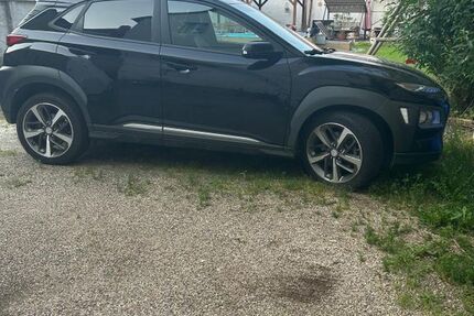 Hyundai KONA 78.618 km 18.300 € Naumburg 06618