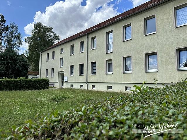 Etagenwohnung Elsteraue - 3 Zimmer, 64 m&sup2;, 425&euro; | Angebot:25869834
