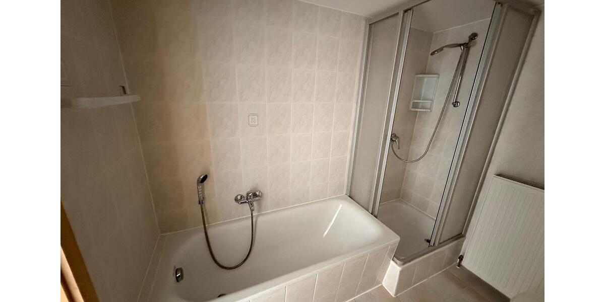 Etagenwohnung Auma-Weidatal Weidatal - 3 Zimmer, 64 m&sup2;, 345&euro; | Angebot:25138394