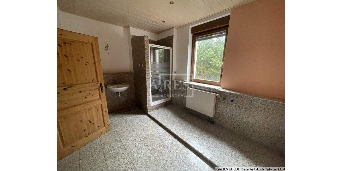 Mehrfamilienhaus, Wohnhaus Meerane - 1 Zimmer, 358 m&sup2;, 135.000&euro; | Angebot:25776423