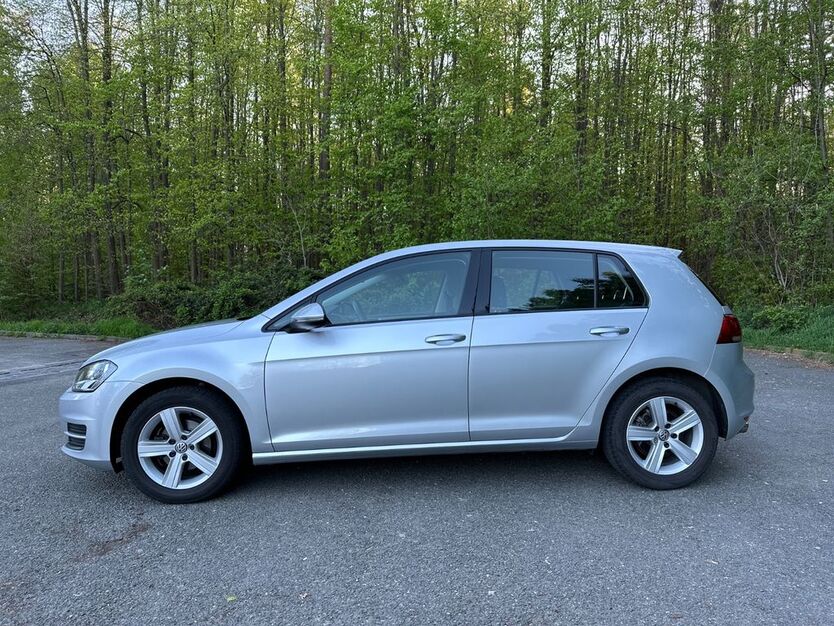 VW Golf 48.000 km 13.480 € Eisenberg 07607
