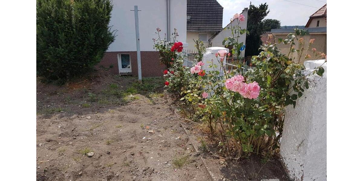 Etagenwohnung Meuselwitz - 8 Zimmer, 160 m&sup2;, 1.200&euro; | Angebot:26321990