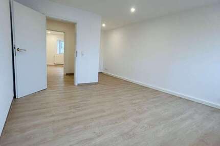 Wohnung Meerane Seiferitz - 3 Zimmer, 84 m&sup2;, 590&euro; | Angebot:27033443